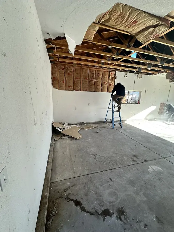 Slab leak drying under tile in Henderson
